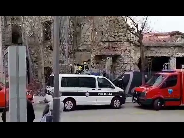 Mostar: Vatrogasci izvukli tijelo ispod ruševina (Video)